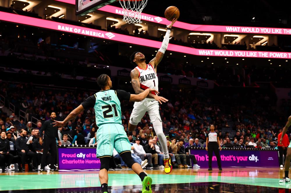 两队互交白 两队互交白