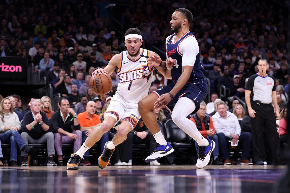 小时候最喜欢哪家俱乐部？法兰克福前锋埃基蒂克：曼联.